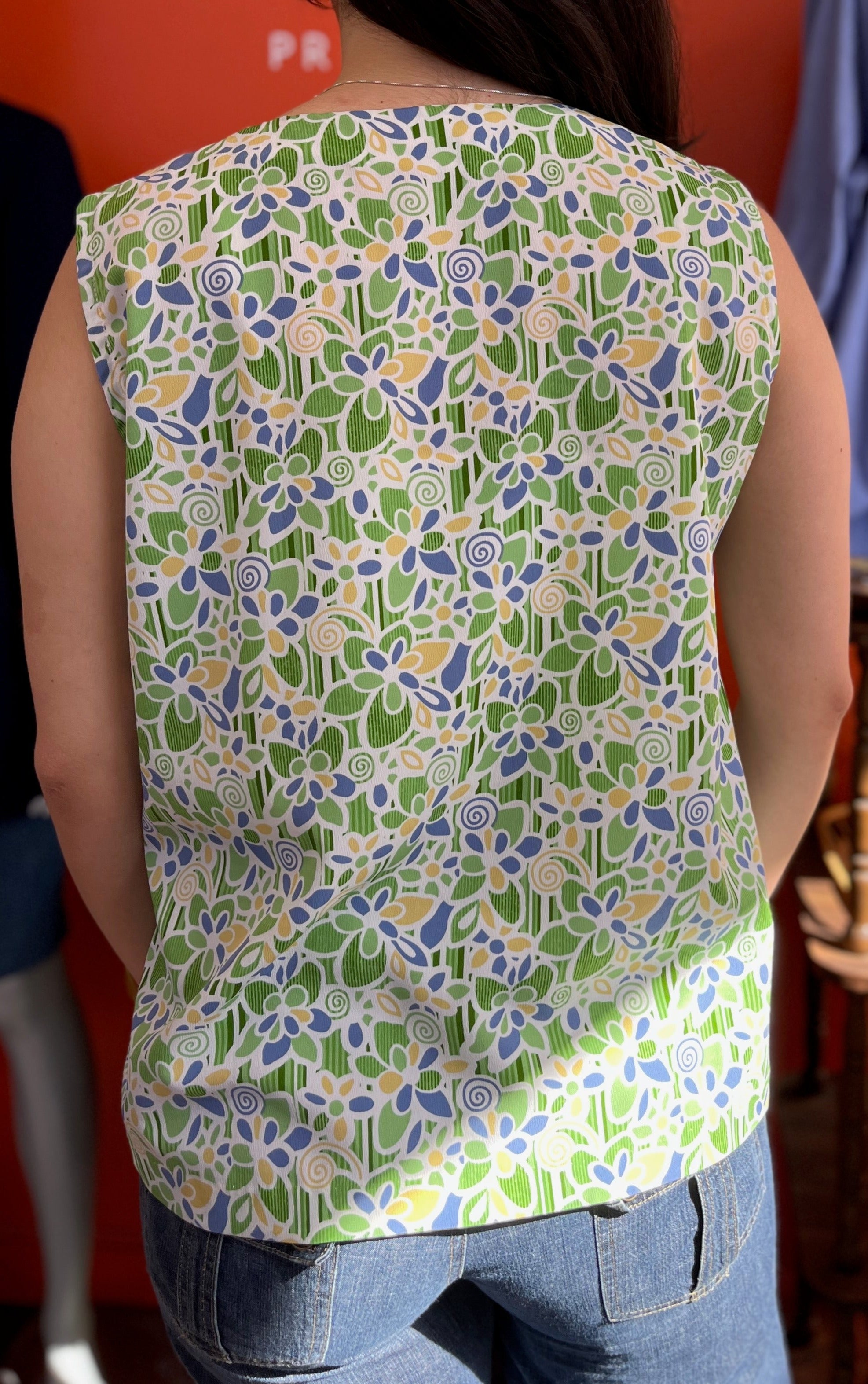 Model 2 is 5β6β, typically wears size medium or size 6-8 in current day clothing.