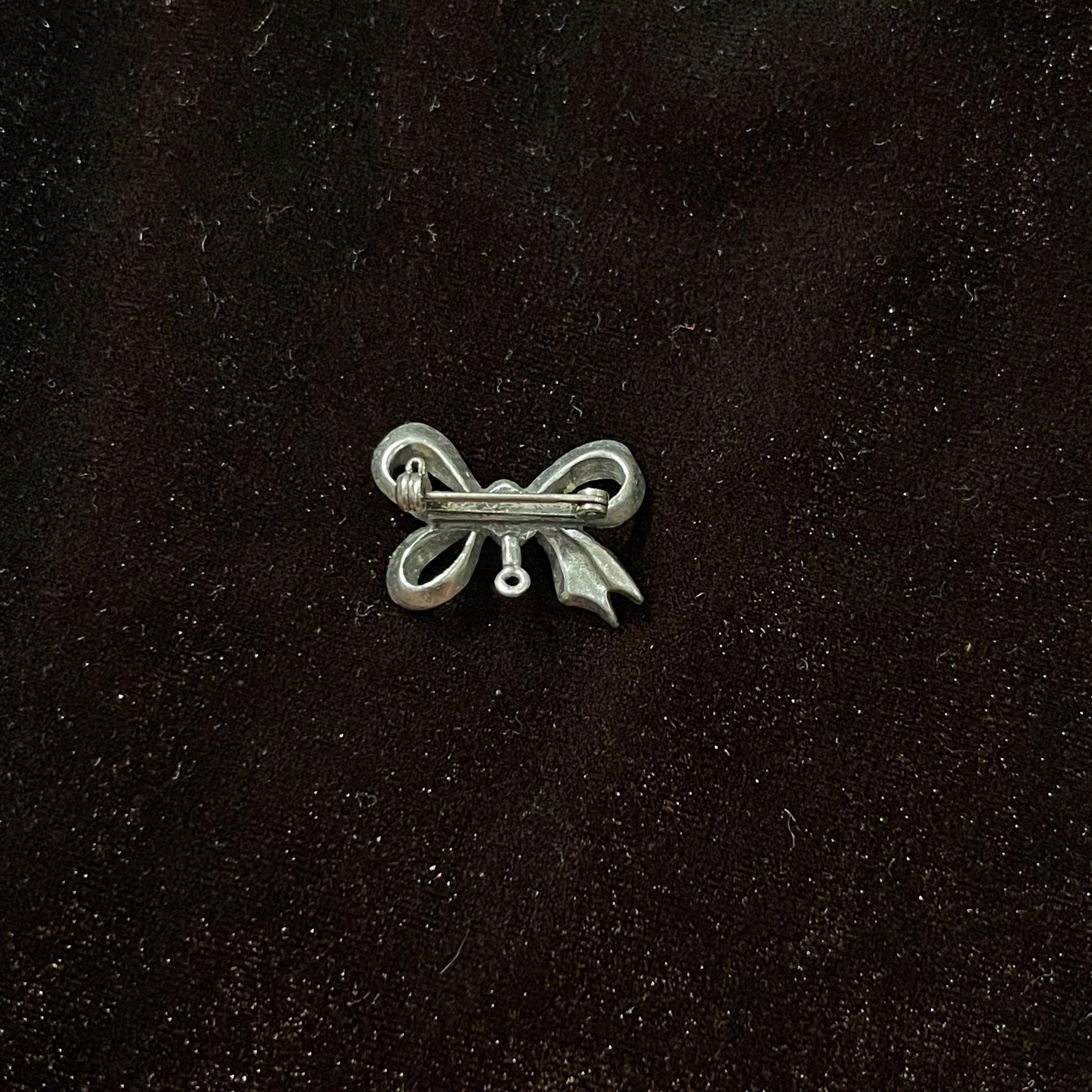 Vintage Mini Silver Flower Detailed Bow Brooch