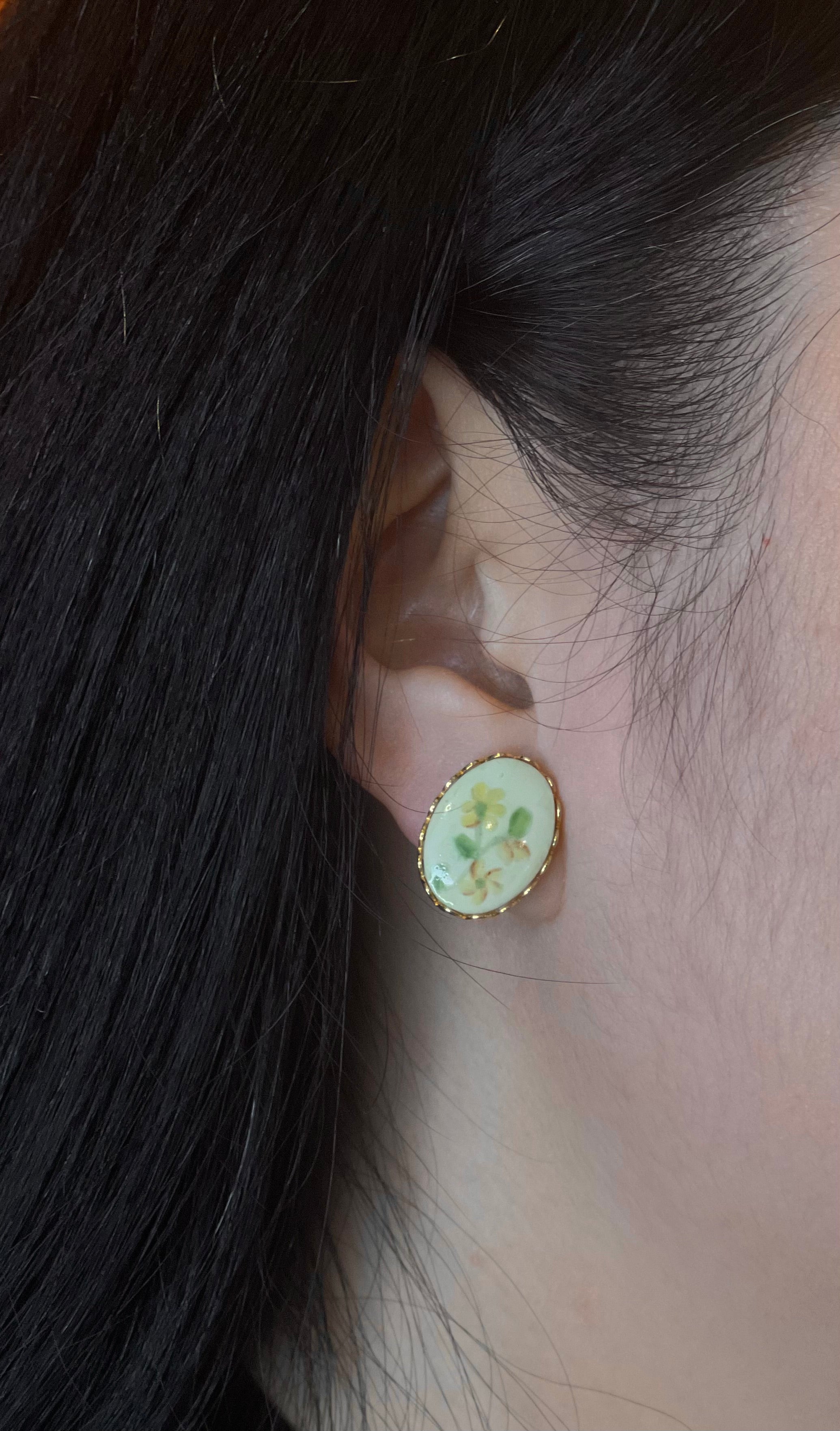 Vintage Oval White and Yellow Floral Porcelain Clip-On Earrings