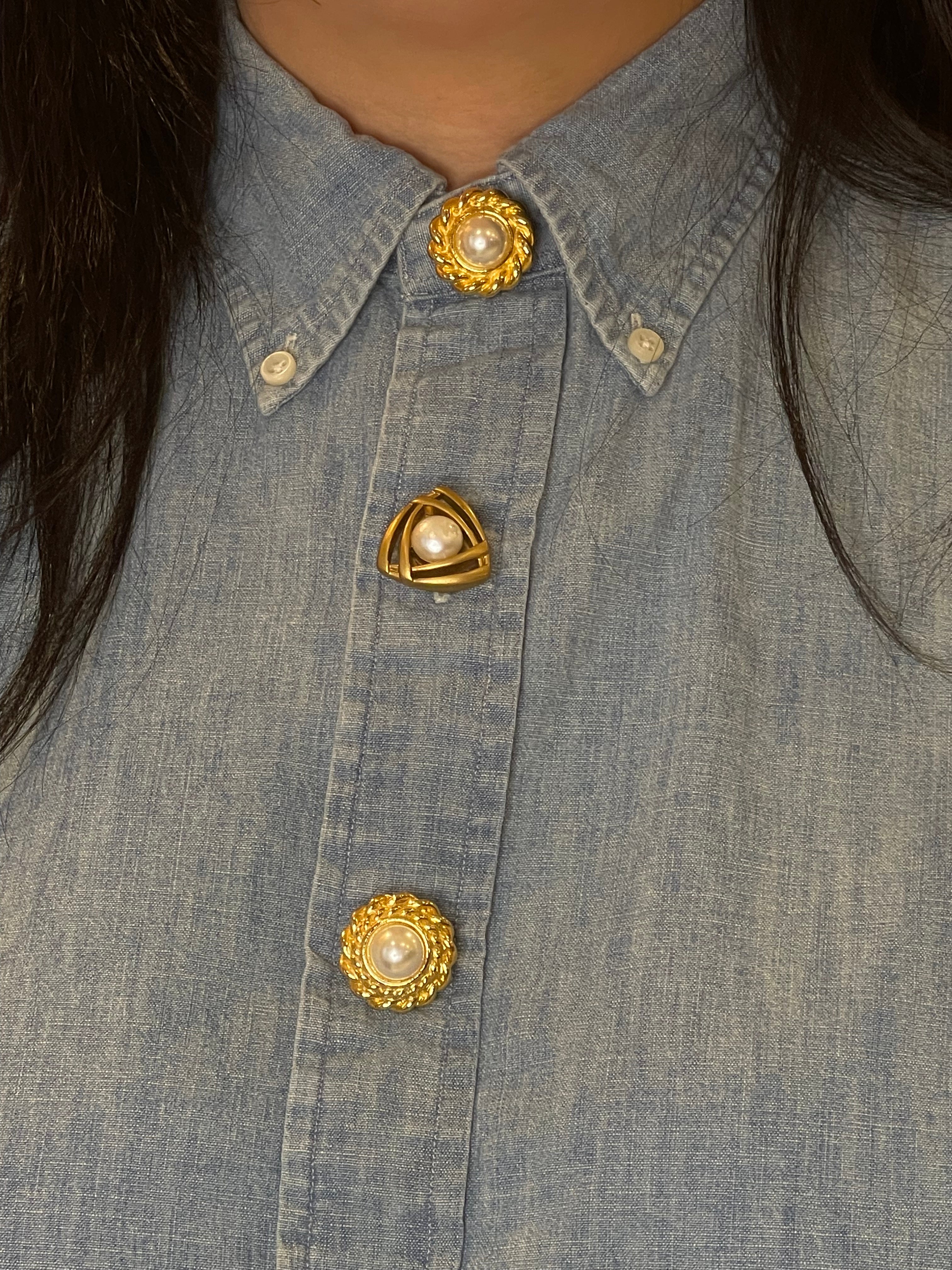 Vintage Elegant Necklace, Pearl Earrings & Button Cover Set