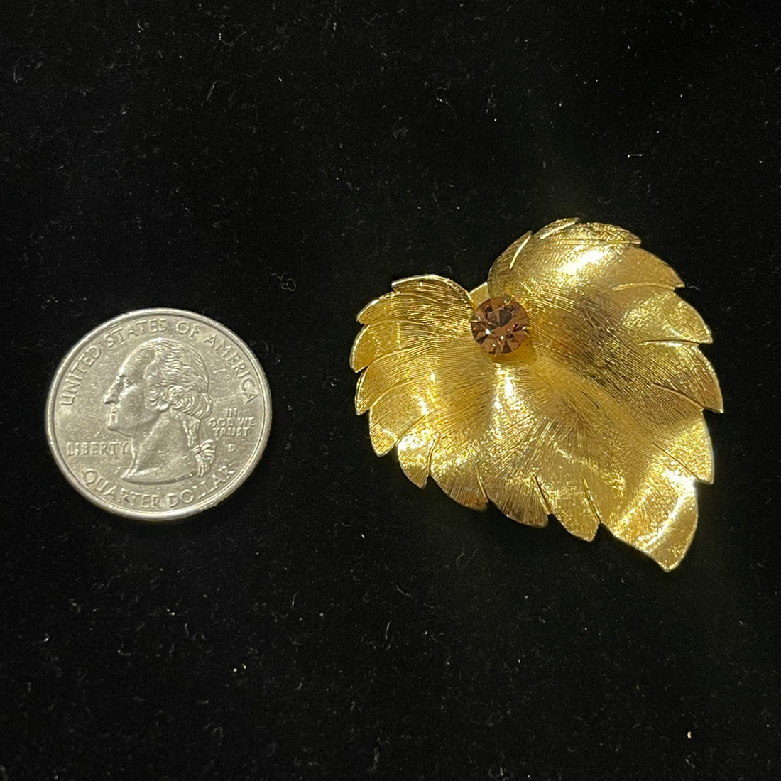 Vintage Gold Leaf Scarf Clip