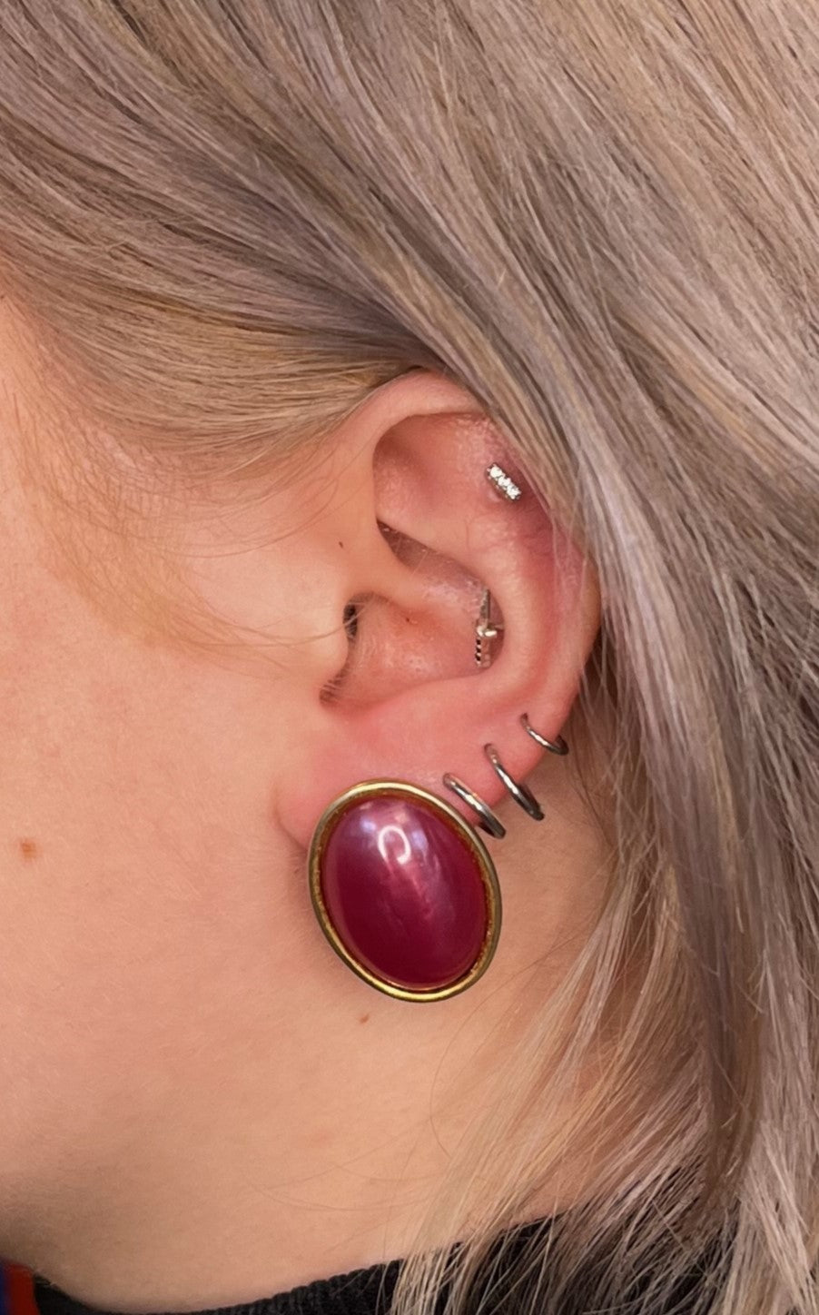 Vintage Gold and Magenta Oval Earrings