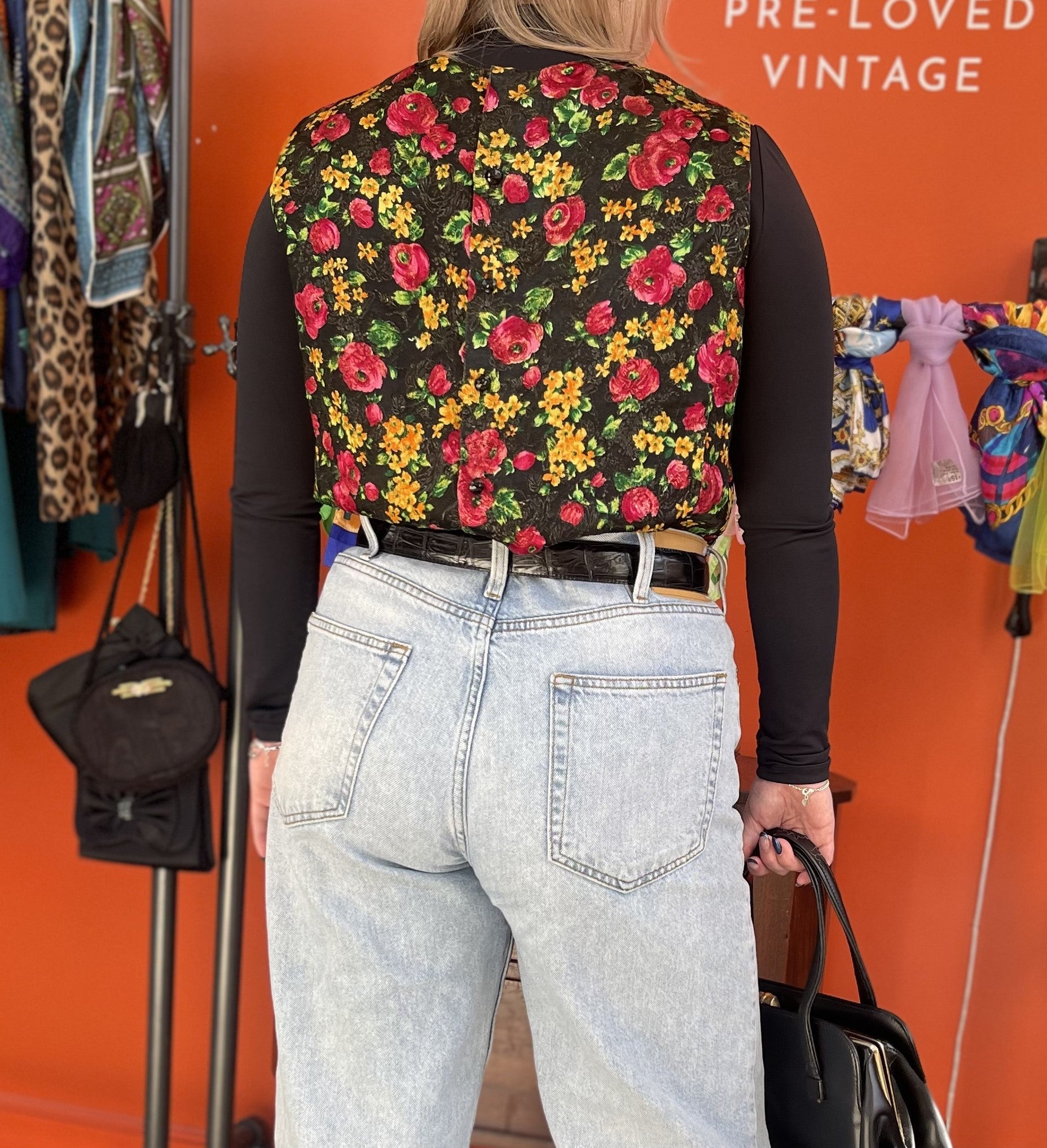 Vintage Mode de Paris Black Multicolor Floral Sleeveless Top Size Medium