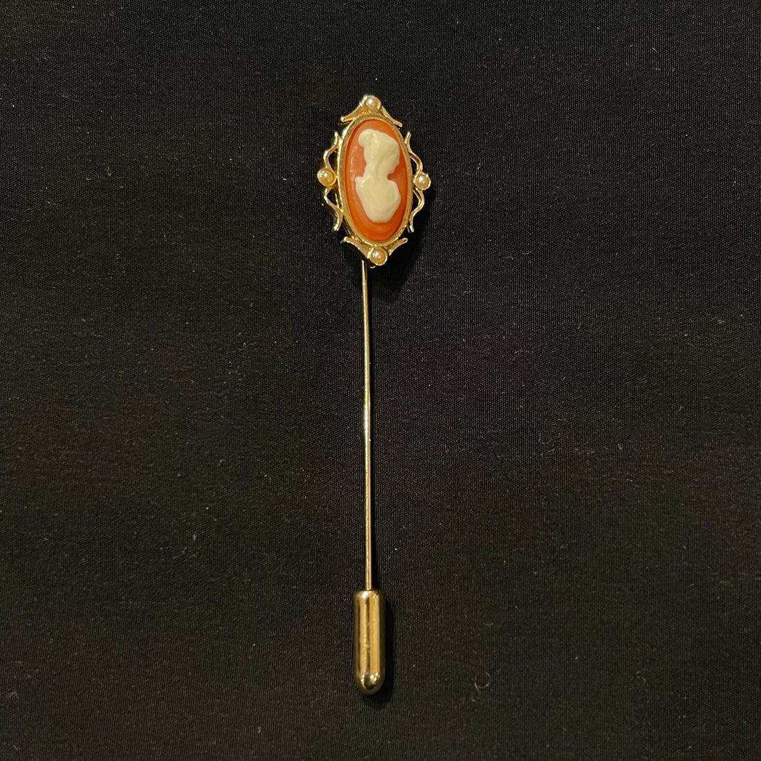 Narrow Short Burnt Orange &amp; White Vintage Cameo Stick Pin