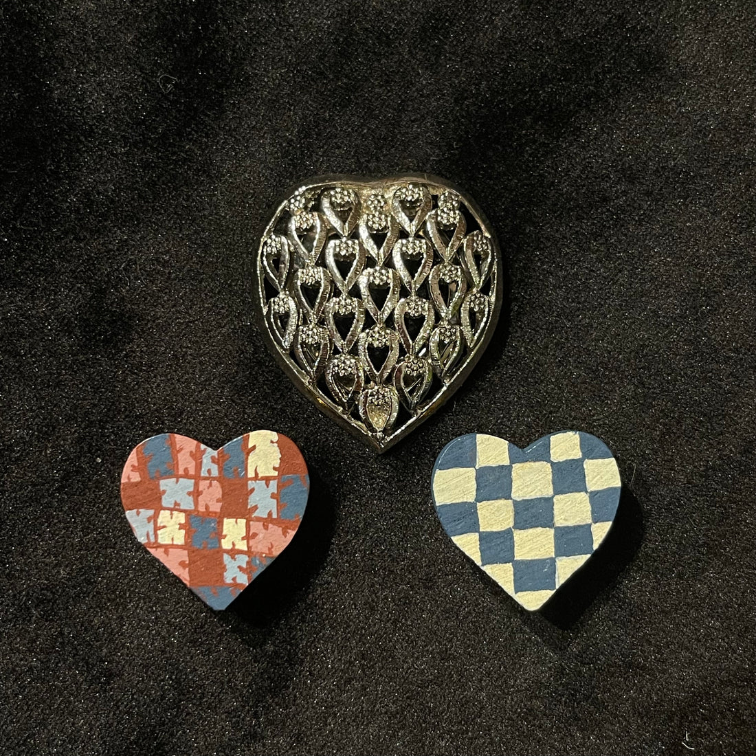 Vintage Heart Scarf Guard and Button Covers Set